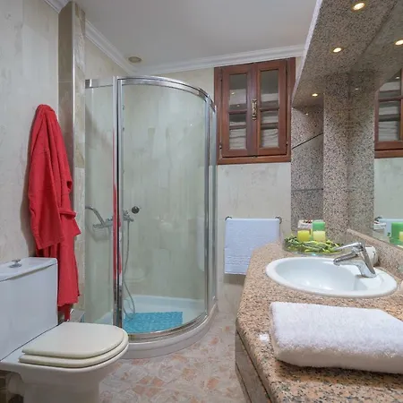 Sea View Luxury House * Charaki