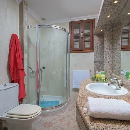 Sea View Luxury House * Haraki